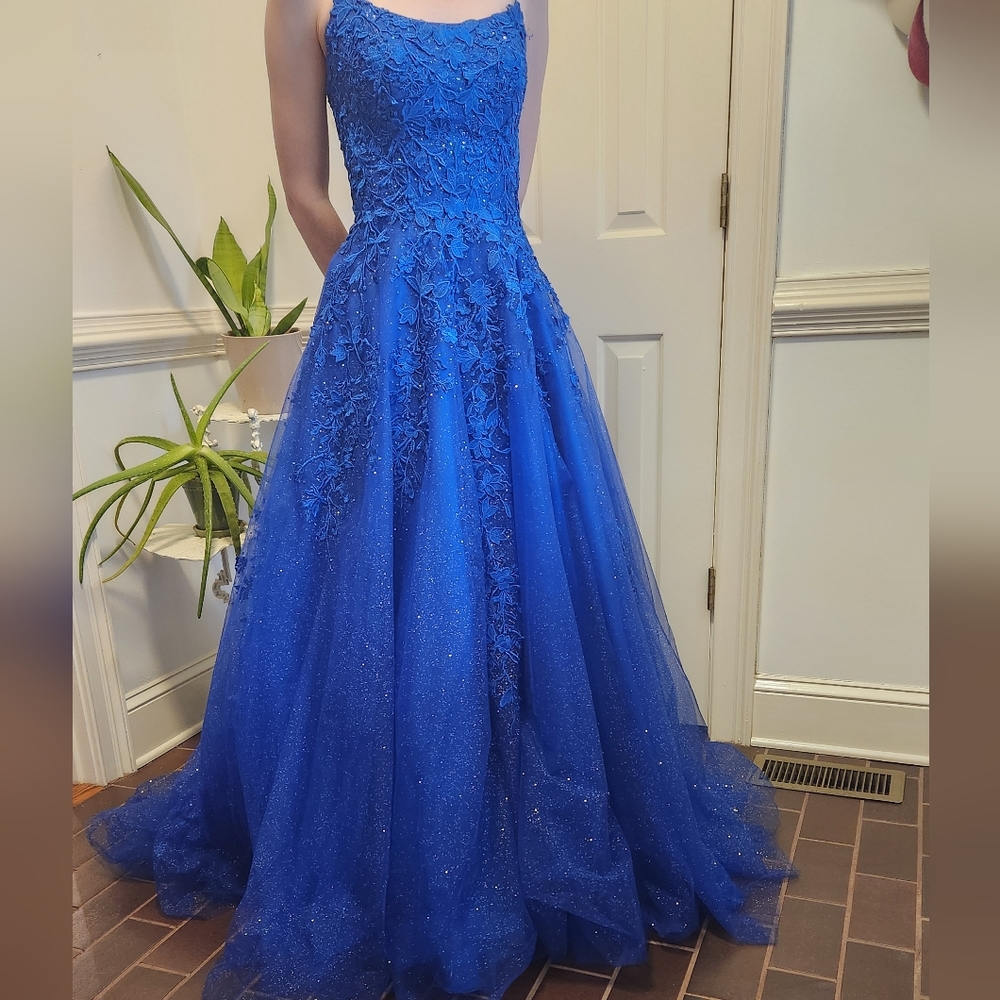 Blue Prom dress